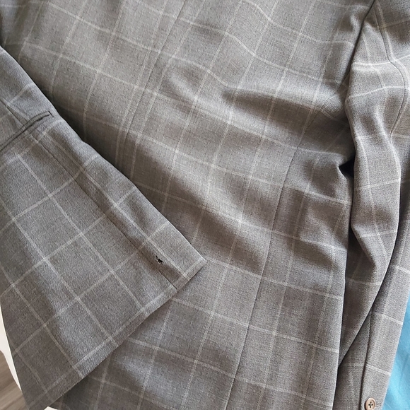 Giorgio Armani / Suit 100% Wool Plai, Sz 44R - Picture 12 of 12